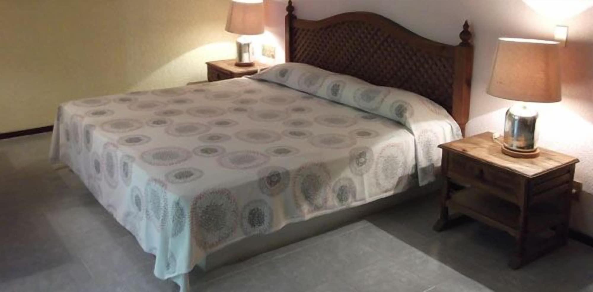 Hotel Spa Taninul 로스푸엔테스 외부 사진